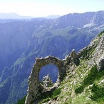 cvrsnica_skalni-okno-hajducka-vrata
