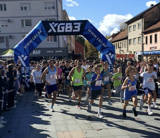 1. ULIČNA UTRKA RUŽIČASTI LISTOPAD: Jukić i Bobetić najbrži; 186 finišera